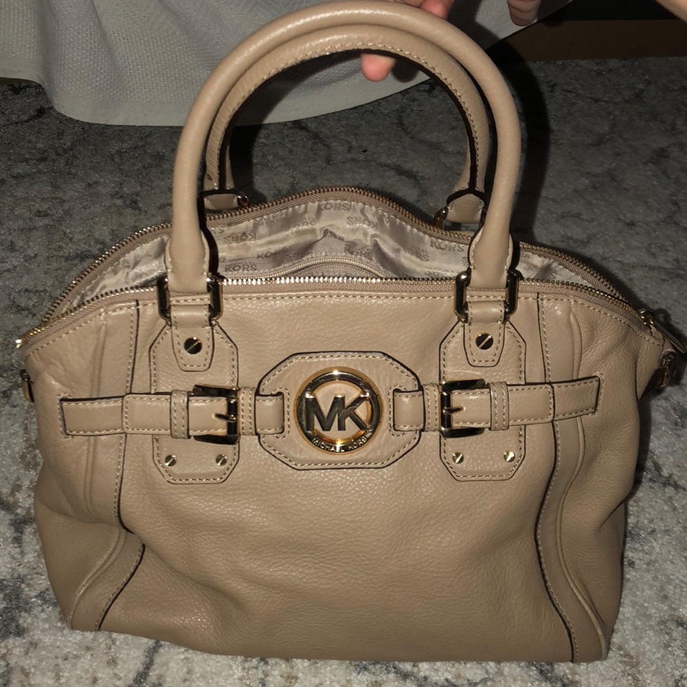 MK purse